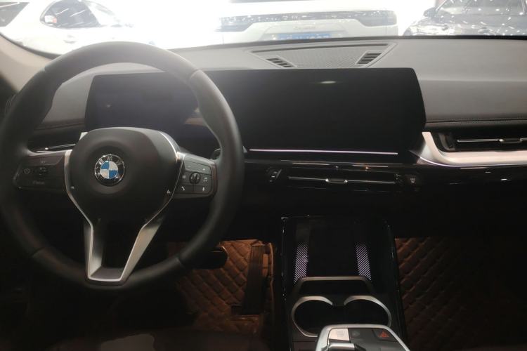 Used BMW X1 2023 sDrive25Li X Design Package Center Console