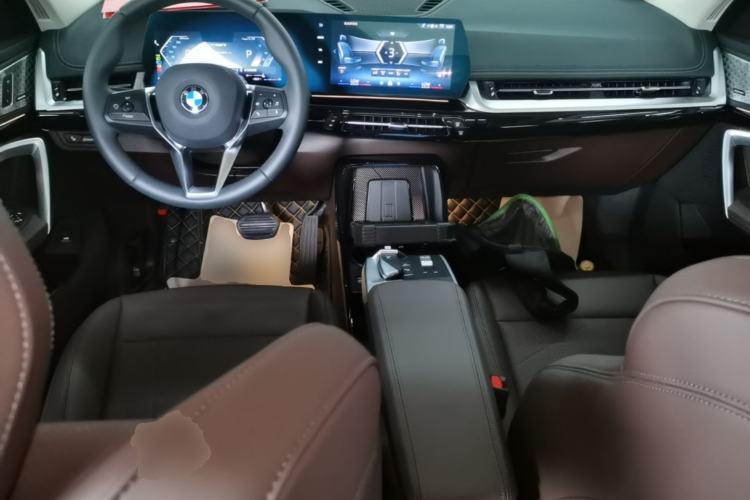 Used BMW X1 2023 sDrive25Li X Design Package Center Console