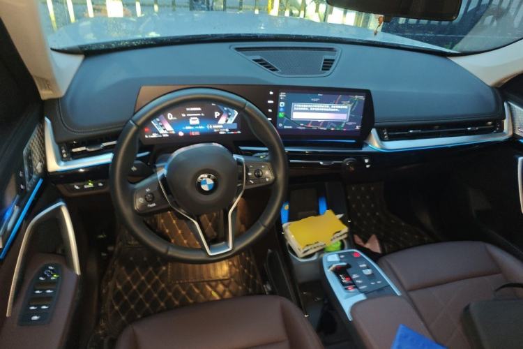Used BMW X1 2023 sDrive25Li X Design Package Center Console