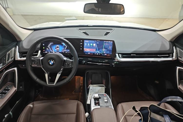 Used BMW X1 2023 sDrive25Li X Design Package Center Console
