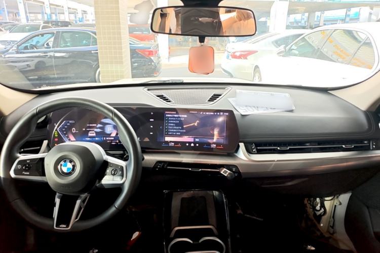 Used BMW X1 2023 sDrive25Li M Sport Package Center Console