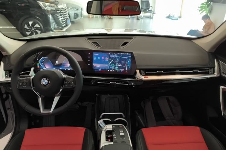 Used BMW X1 2023 sDrive25Li X Design Package Center Console