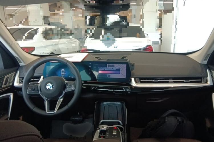 Used BMW X1 2023 sDrive25Li X Design Package Center Console