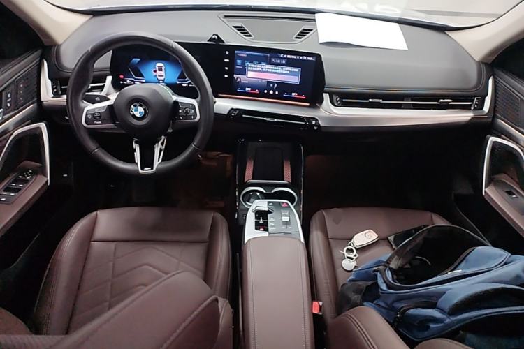 Used BMW X1 2023 sDrive25Li M Sport Package Center Console