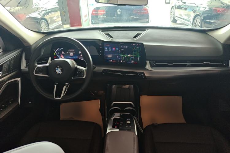 Used BMW X1 2023 sDrive25Li M Sport Package Center Console