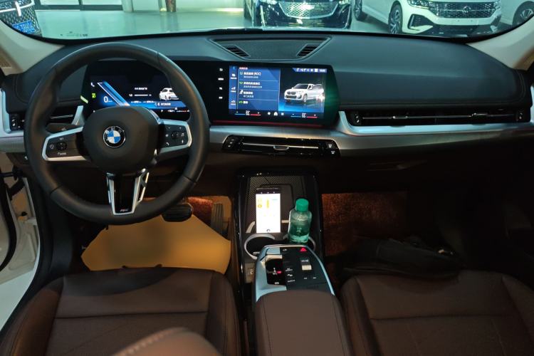 Used BMW X1 2023 sDrive25Li M Sport Package Center Console