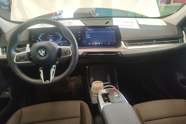 Used BMW X1 2023 sDrive25Li M Sport Package Center Console