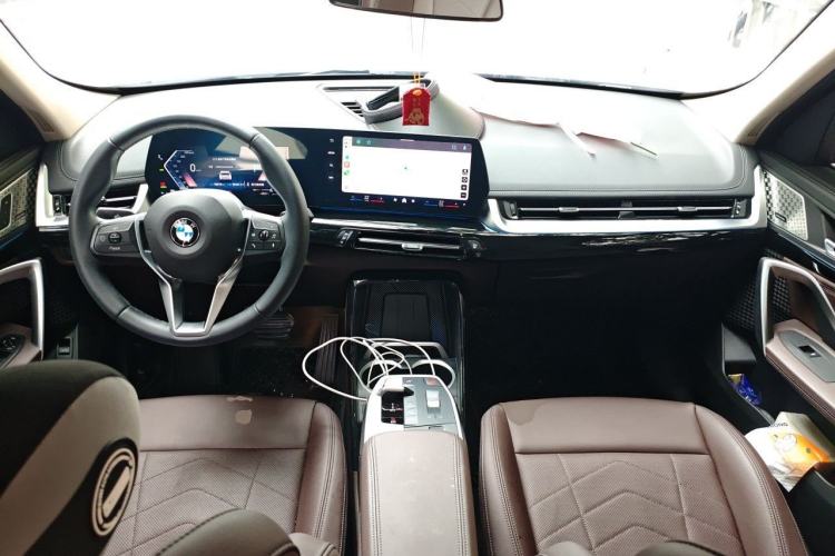Used BMW X1 2023 sDrive25Li X Design Package Center Console