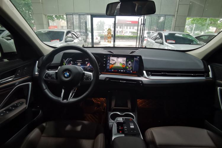Used BMW X1 2023 sDrive25Li M Sport Package Center Console