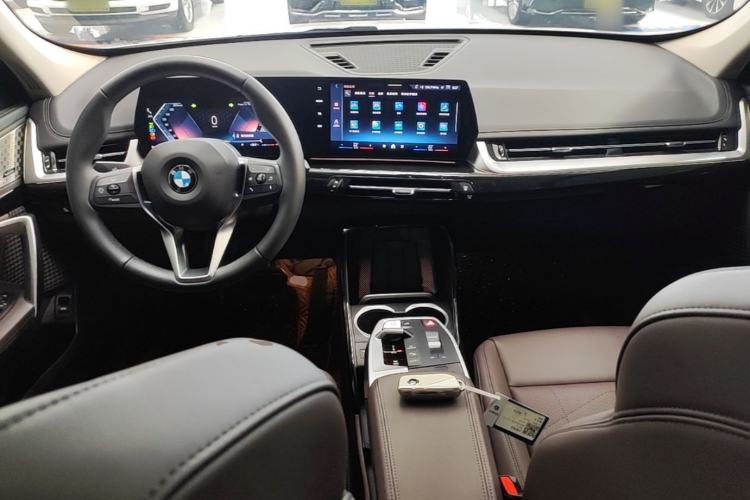 Used BMW X1 2023 sDrive25Li X Design Package Center Console