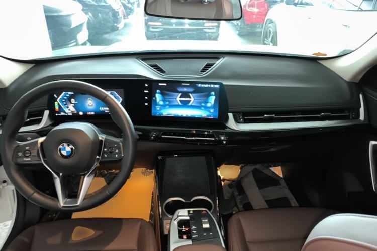 Used BMW X1 2023 sDrive20Li X Design Package Center Console