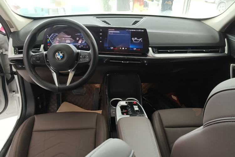 Used BMW X1 2023 sDrive20Li X Design Package Center Console