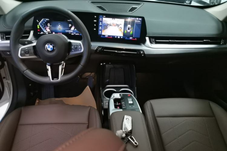 Used BMW X1 2023 sDrive25Li M Sport Package Center Console