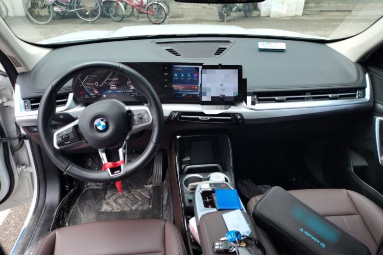Used BMW X1 2023 sDrive25Li M Sport Package Center Console
