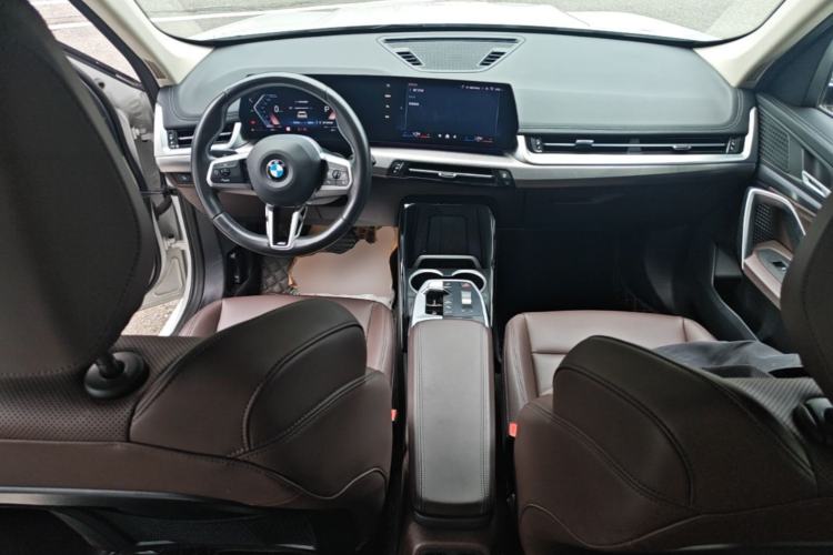 Used BMW X1 2023 sDrive25Li M Sport Package Center Console