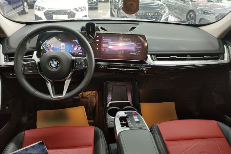 Used BMW X1 2023 sDrive25Li X Design Package Center Console