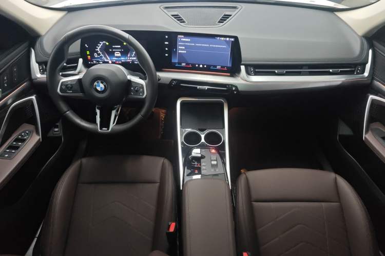Used BMW X1 2023 sDrive25Li M Sport Package Center Console