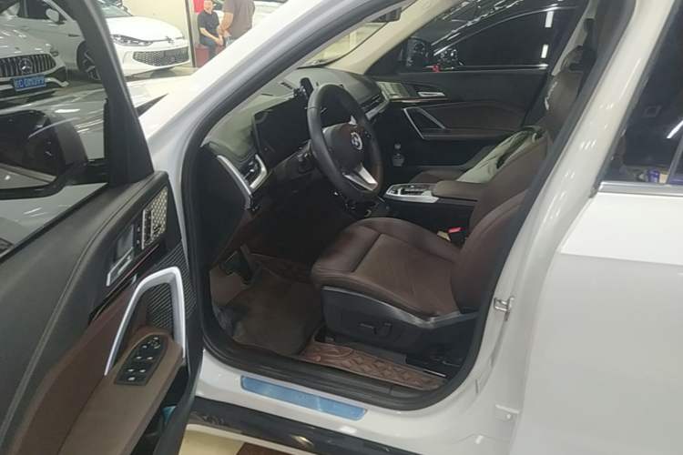 Used BMW X1 2023 sDrive25Li X Design Package Driver Seat