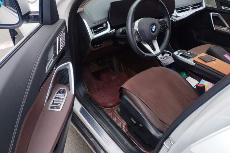 Used BMW X1 2023 sDrive20Li X Design Package Driver Seat