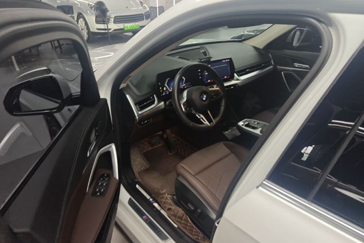 Used BMW X1 2023 sDrive25Li M Sport Package Driver Seat