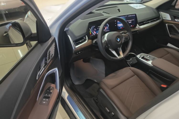Used BMW X1 2023 xDrive25Li X Design Package Driver Seat