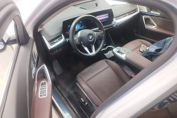 Used BMW X1 2023 sDrive25Li X Design Package Driver Seat