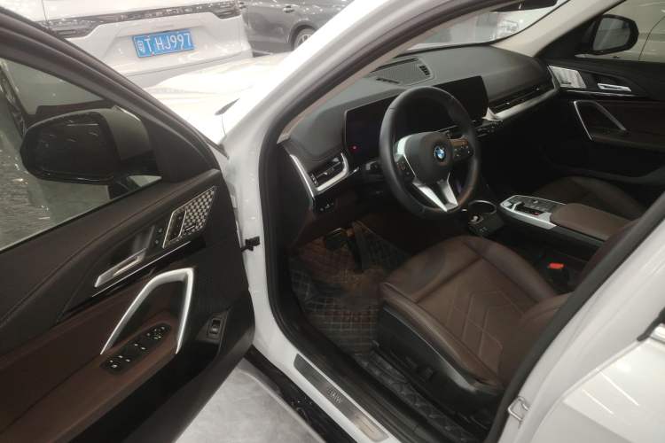 Used BMW X1 2023 sDrive25Li X Design Package Driver Seat