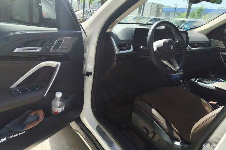 Used BMW X1 2023 sDrive25Li X Design Package Driver Seat