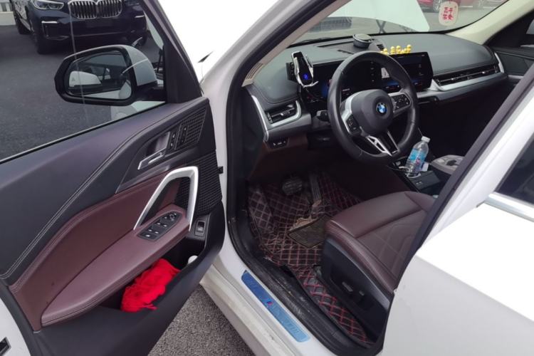 Used BMW X1 2023 sDrive25Li M Sport Package Driver Seat