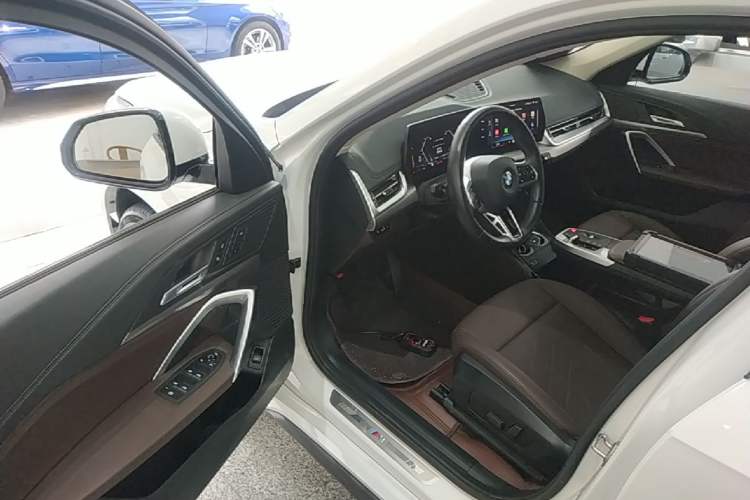 Used BMW X1 2023 sDrive25Li M Sport Package Driver Seat