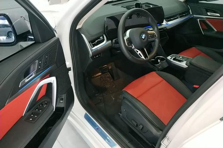 Used BMW X1 2023 sDrive25Li M Sport Package Driver Seat