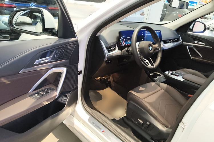 Used BMW X1 2023 sDrive25Li M Sport Package Driver Seat