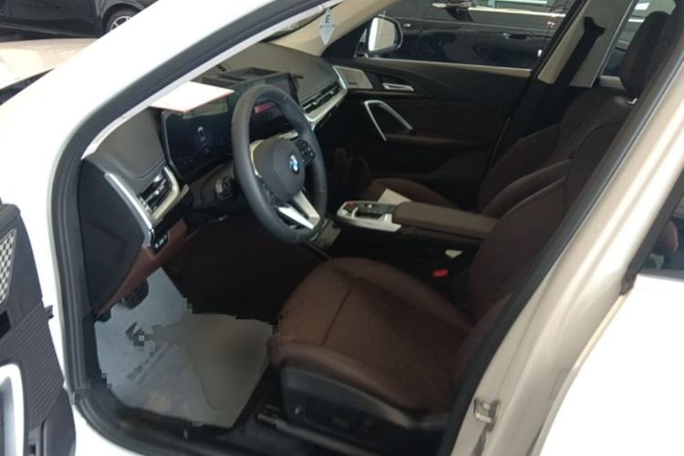 Used BMW X1 2023 sDrive25Li X Design Package Driver Seat