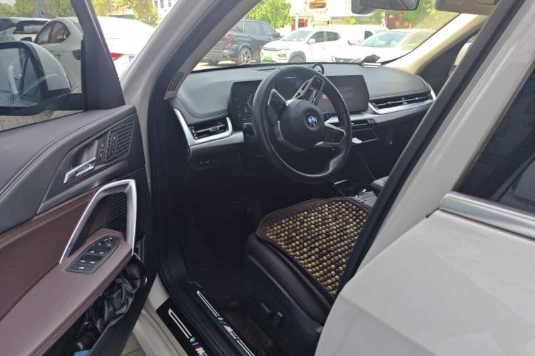 Used BMW X1 2023 sDrive25Li M Sport Package Driver Seat