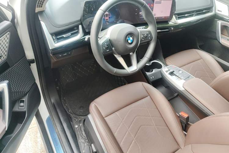 Used BMW X1 2023 sDrive25Li X Design Package Driver Seat