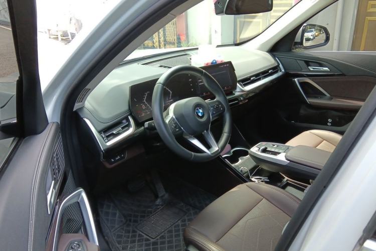 Used BMW X1 2023 sDrive20Li X Design Package Driver Seat