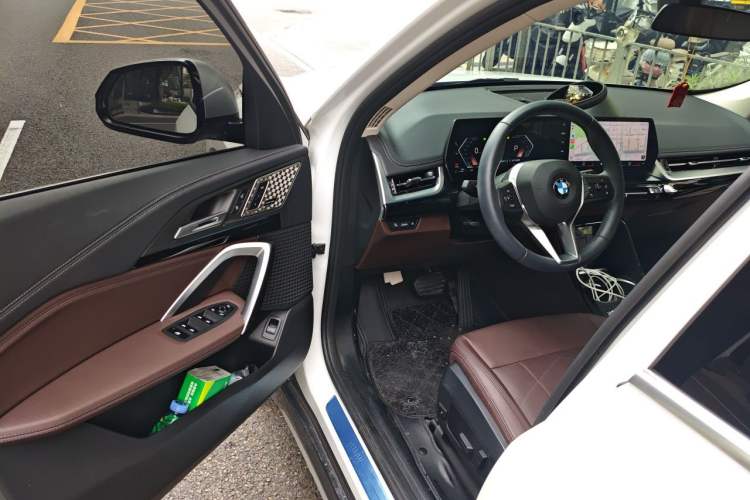 Used BMW X1 2023 sDrive25Li X Design Package Driver Seat