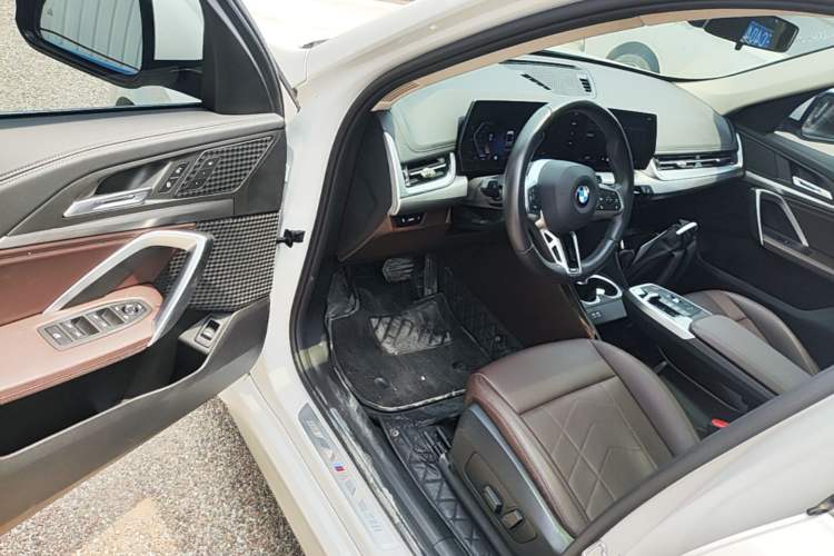 Used BMW X1 2023 sDrive25Li M Sport Package Driver Seat