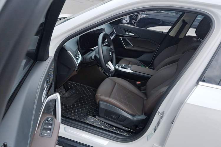 Used BMW X1 2023 sDrive20Li X Design Package Driver Seat
