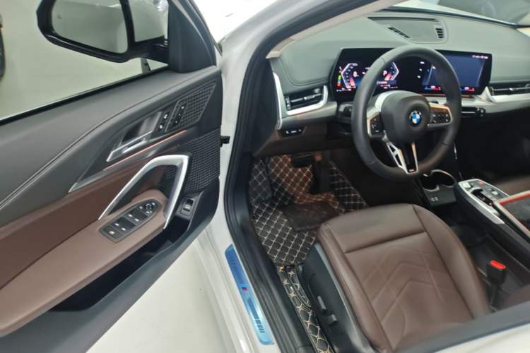Used BMW X1 2023 xDrive25Li M Sport Package Driver Seat