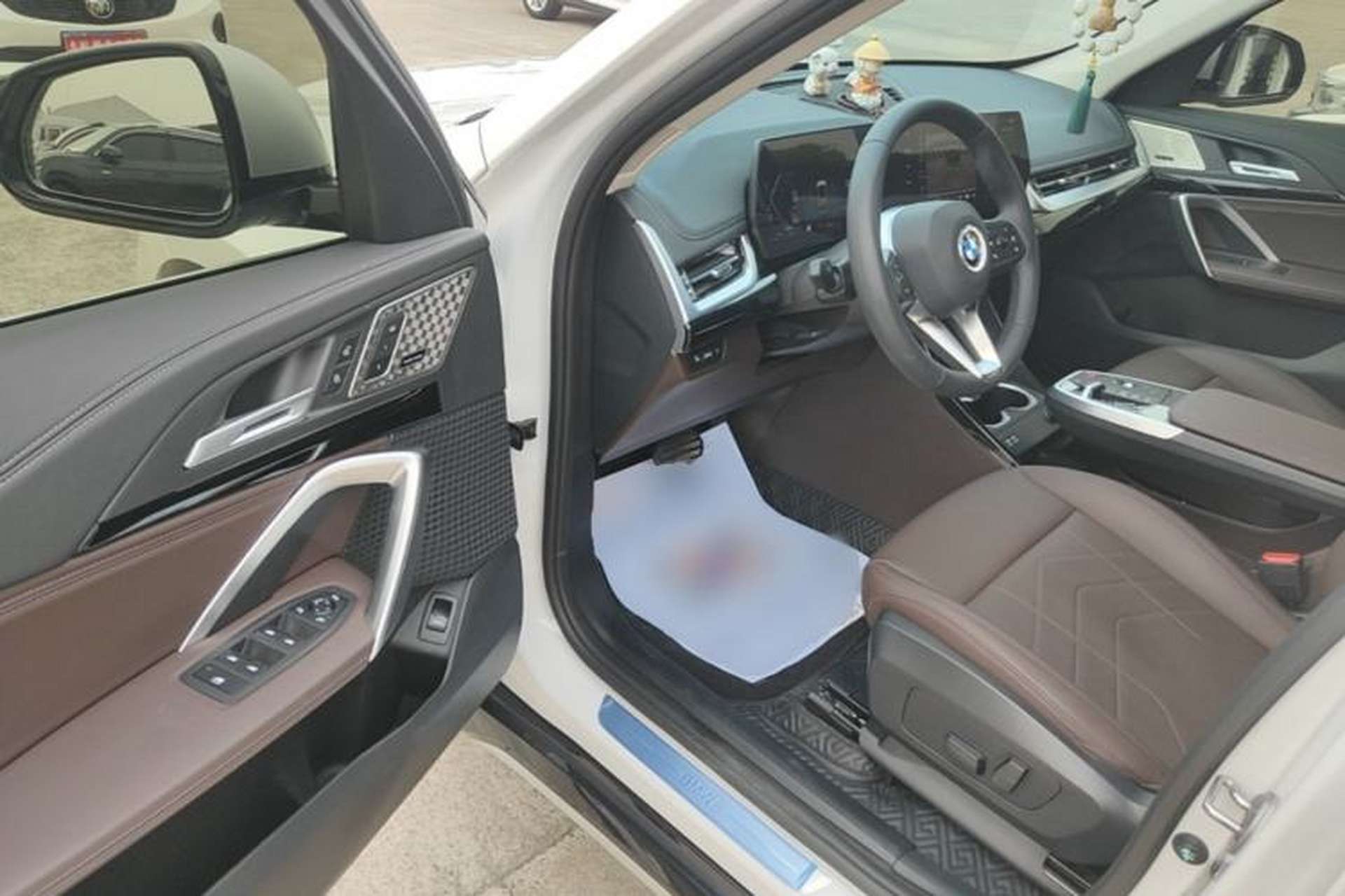 Used BMW X1 2023 sDrive25Li X Design Package Driver Seat