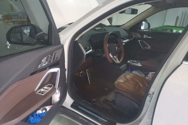 Used BMW X1 2023 sDrive25Li X Design Package Driver Seat