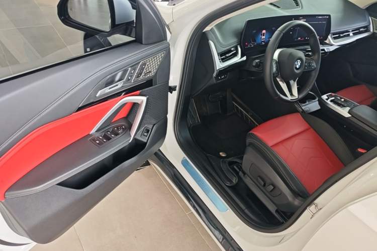 Used BMW X1 2023 sDrive25Li X Design Package Driver Seat