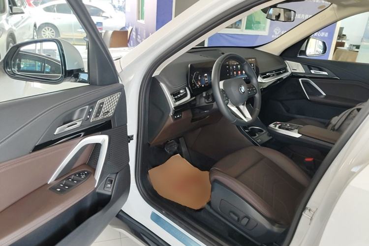 Used BMW X1 2023 sDrive25Li X Design Package Driver Seat