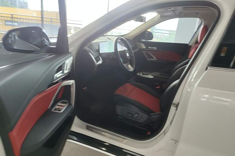 Used BMW X1 2023 sDrive25Li X Design Package Driver Seat