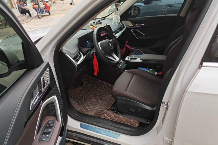 Used BMW X1 2023 sDrive25Li X Design Package Driver Seat