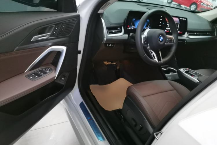 Used BMW X1 2023 sDrive25Li M Sport Package Driver Seat