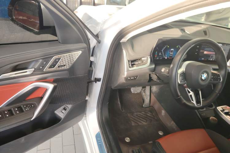 Used BMW X1 2023 xDrive25Li M Sport Package Driver Seat