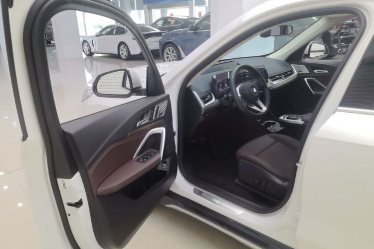Used BMW X1 2023 xDrive25Li X Design Package Driver Seat