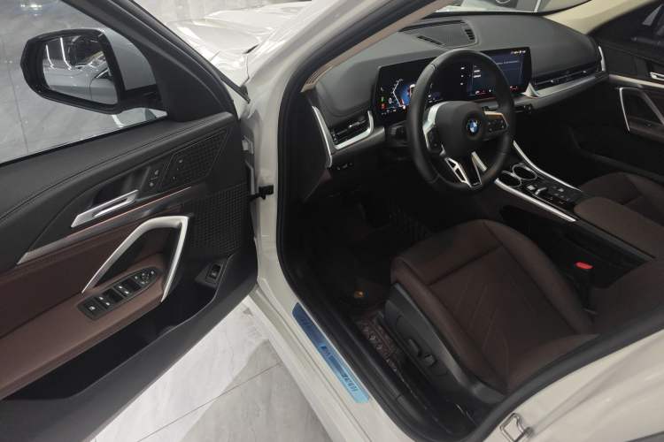 Used BMW X1 2023 sDrive25Li M Sport Package Driver Seat